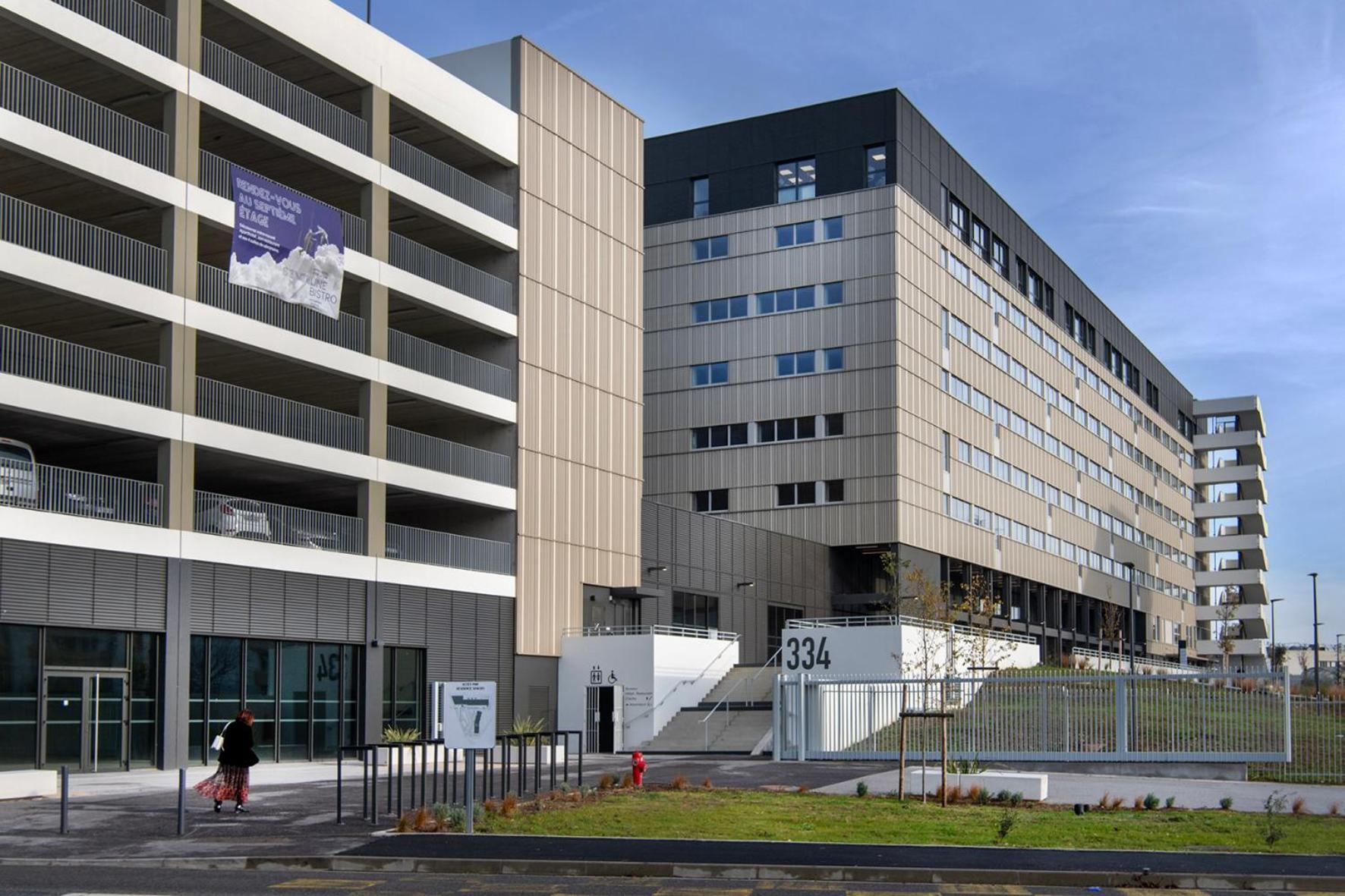 Sevenline Purpan Toulouse Buitenkant foto